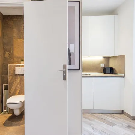 Apartment 2mn Monaco - Hypercentre - Renove - Bi